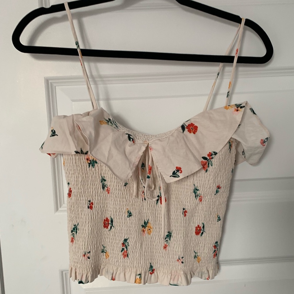 Zara Floral top (NWOT)